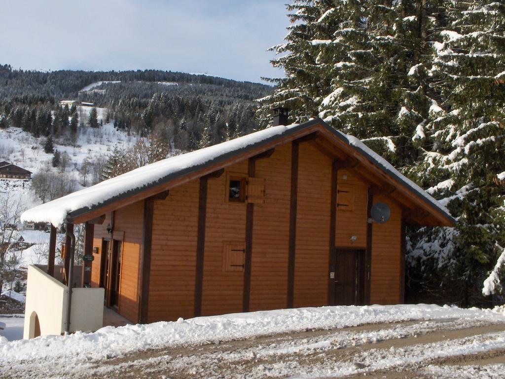 לה ג'ט Magnificent Chalet On The Mountain Slopes מראה חיצוני תמונה