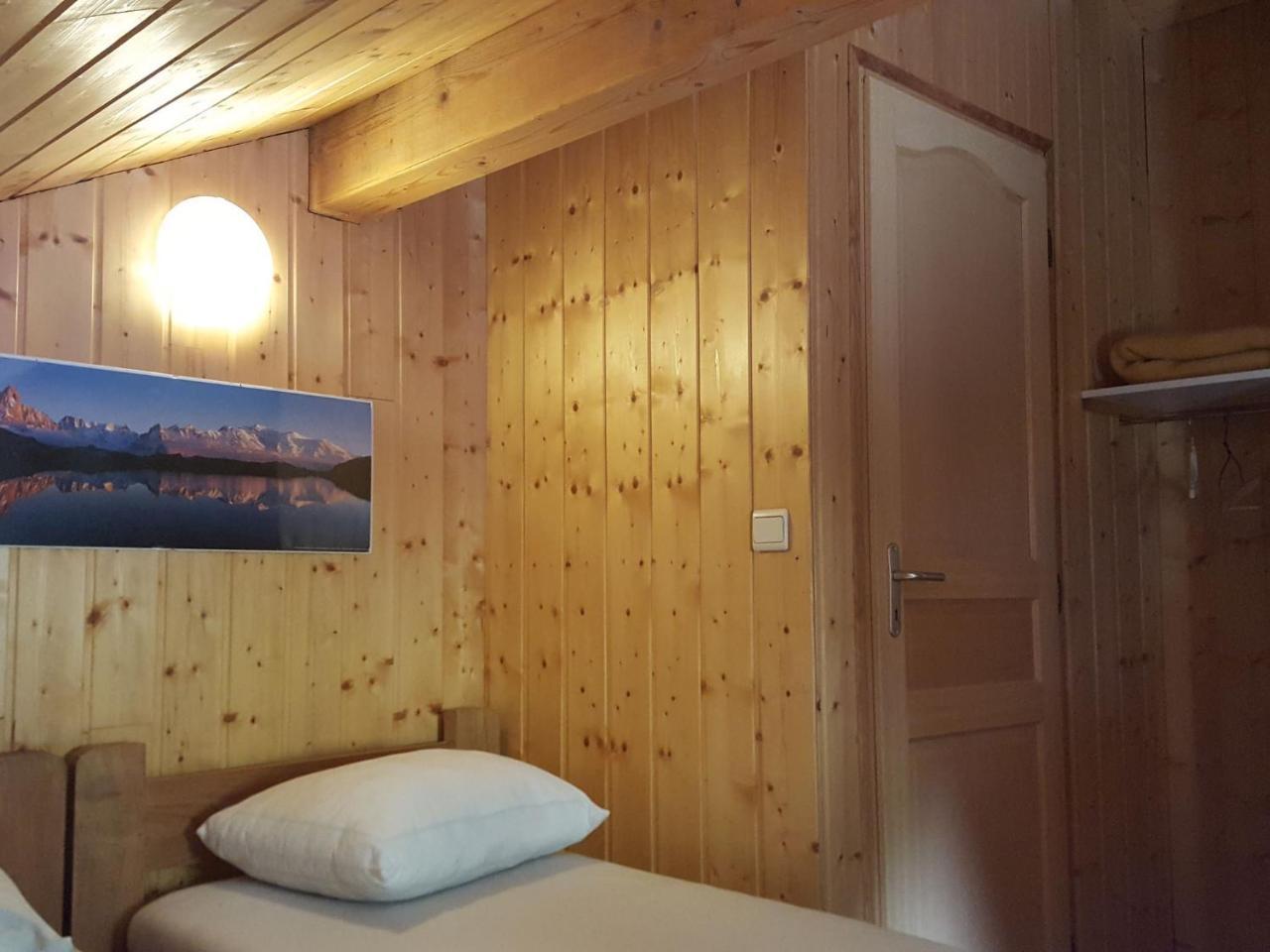 לה ג'ט Magnificent Chalet On The Mountain Slopes מראה חיצוני תמונה